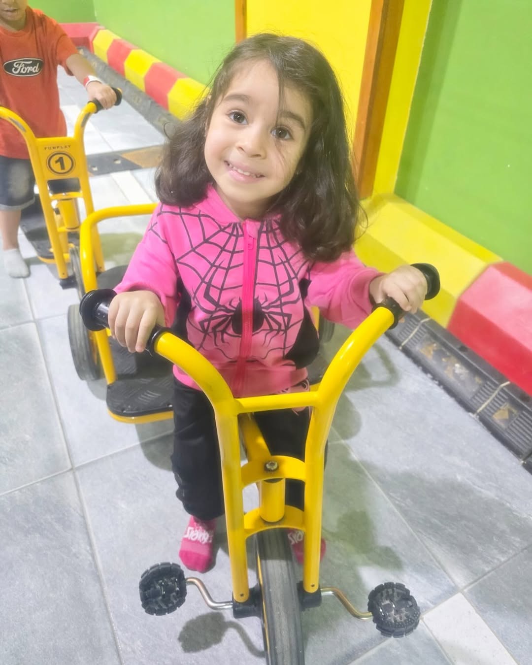 اللعب والترفيه